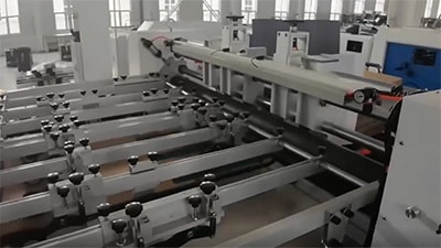 Автоматическая плосковысекательная машина